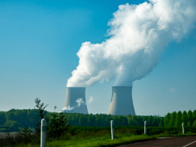 Meta大買6.6GW核電，為AI資料中心預約10年電力！專家解析市場需求，點名8家新世代核電公司